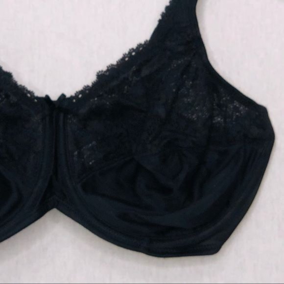 LilyetteTailored Minimizer Bra With Lace trim - Picture 4 of 11